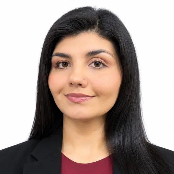 Valentina Álvarez, equipo comercial CRECCU