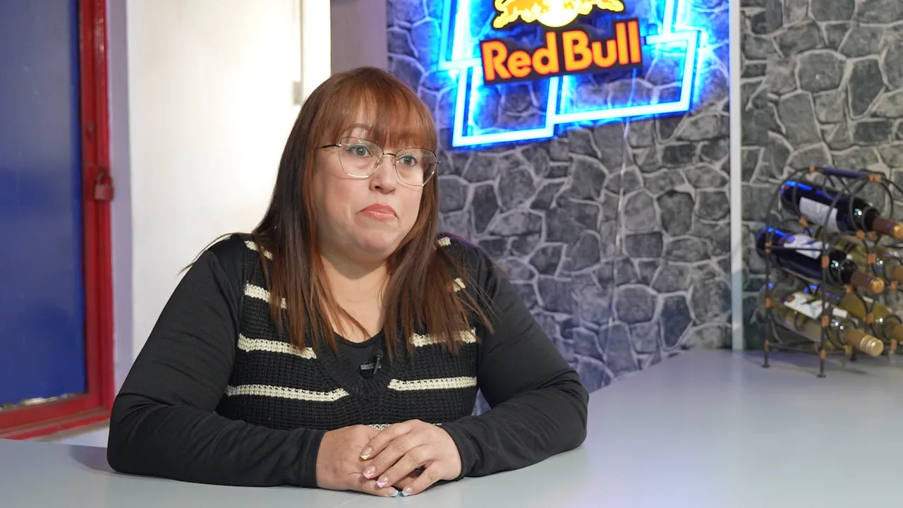 Diana Valencia en su Emporio Sewell